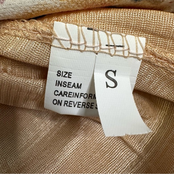 Floral On Off-Shoulder Boho Chiffon Maxi Dress Size S Tan Slit Split Front NWOT - Picture 6 of 12